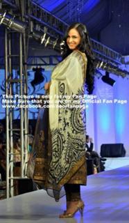 Noor feet photo 1