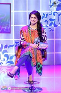 Noor feet photo 5