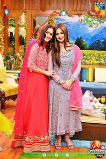Noor feet photo 16