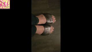 Noor feet photo 19