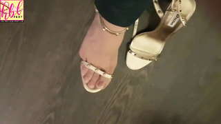 Noor feet photo 13