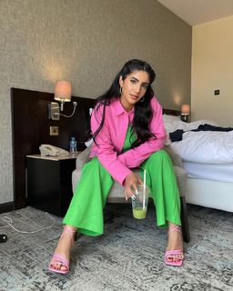 Noor Stars feet photo 10