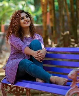 Noorin Shereef feet photo 8