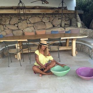Nora Amile feet photo 9
