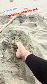 Nora Amile feet photo 7