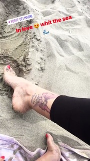 Nora Amile feet photo 3