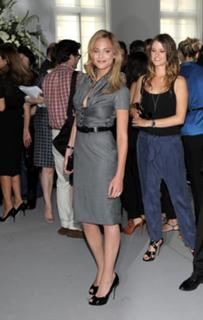 Nora Arnezeder feet photo thumbnail