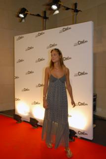 Nora Arnezeder feet photo thumbnail