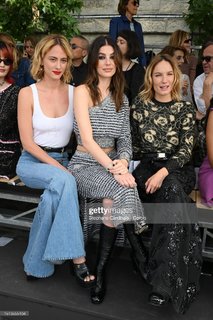 Nora Arnezeder feet photo thumbnail