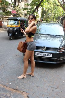 Nora Fatehi feet photo thumbnail