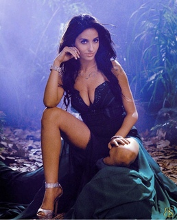 Nora Fatehi feet photo thumbnail