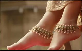 Nora Fatehi feet photo thumbnail