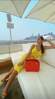 Nora Fatehi feet photo thumbnail