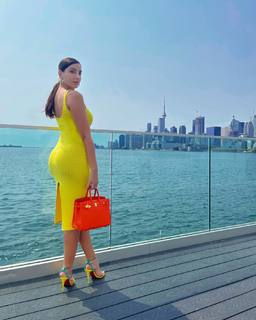 Nora Fatehi feet photo thumbnail