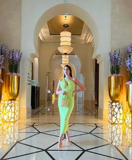 Nora Fatehi feet photo thumbnail