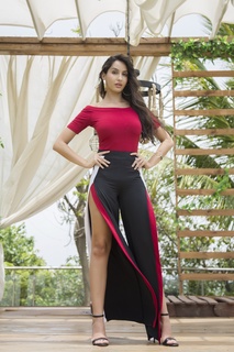 Nora Fatehi feet photo thumbnail
