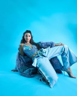 Nora Fatehi feet photo thumbnail
