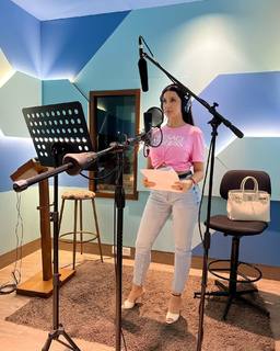 Nora Fatehi feet photo thumbnail