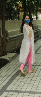 Nora Fatehi feet photo thumbnail