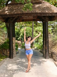 Nora Fatehi feet photo 2