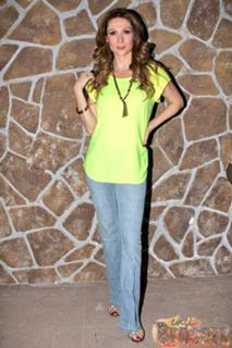 Nora Salinas feet photo 19