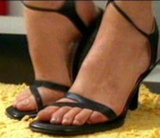 Nora Tschirner feet photo thumbnail