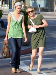 Nora Zehetner feet photo 9