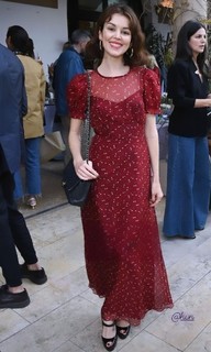 Nora Zehetner feet photo 8