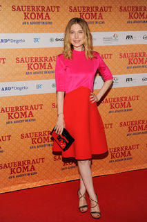 Nora von Waldstätten feet photo 4