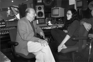 Norah Jones feet photo thumbnail