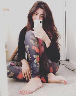 Noreen Khan feet photo 4