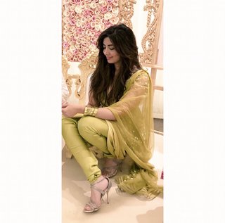 Noreen Khan feet photo 10