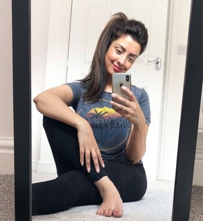 Noreen Khan feet photo 14