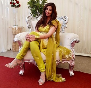 Noreen Khan feet photo 8