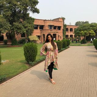 Noreen Khan feet photo 1