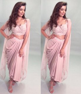 Noreen Khan feet photo 10