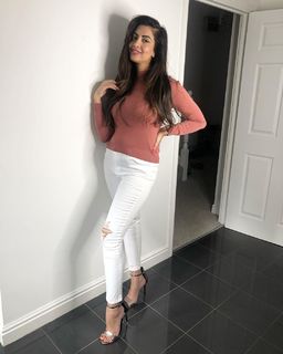 Noreen Khan feet photo 17