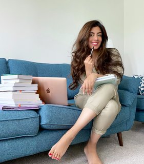 Noreen Khan feet photo 19