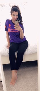 Noreen Khan feet photo 1