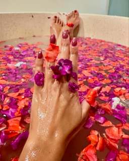Noreen Khan feet photo 11
