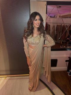 Noreen Khan feet photo 11
