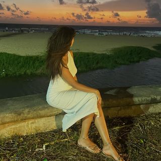Noreen Khan feet photo 15