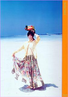 Noriko Sakai feet photo 17