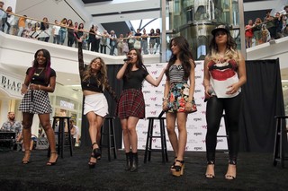 Normani feet photo thumbnail