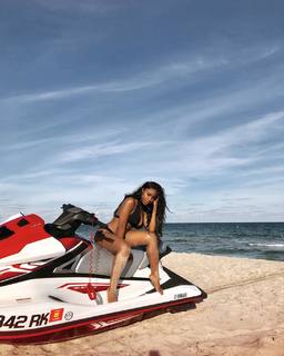 Normani feet photo thumbnail