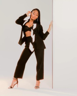 Normani feet photo thumbnail