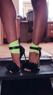 Normani feet photo thumbnail