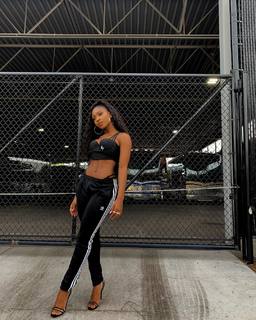 Normani feet photo thumbnail