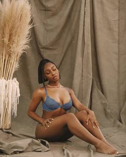 Normani feet photo thumbnail