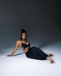 Normani feet photo thumbnail